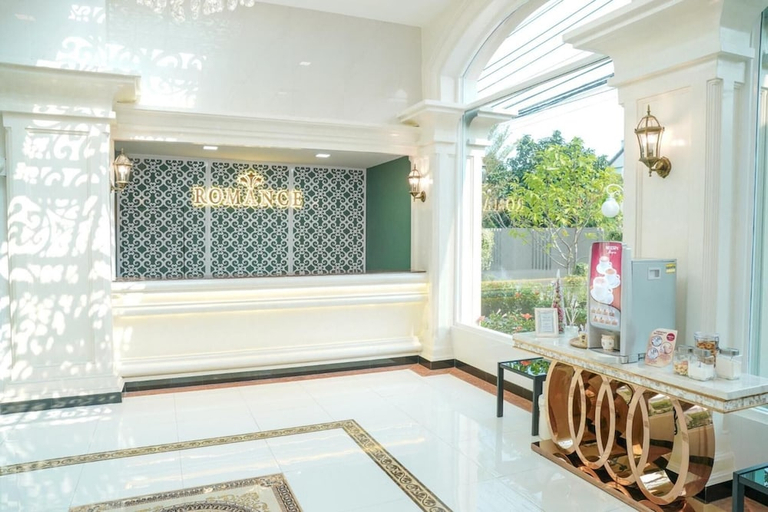 Public Area 4, Romance Hotel Sukhumvit 97, Phra Khanong