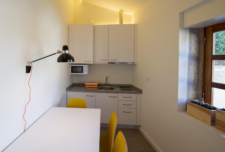 Others 5, GuestReady - Catorze de Outubro Houses 423, Vila Nova de Gaia