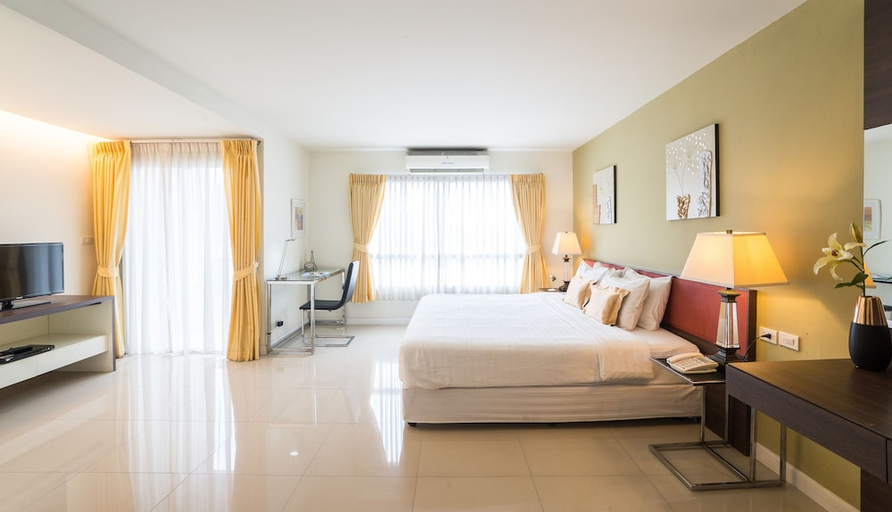 Bedroom 5, Beyond Suite Hotel, Bang Plad