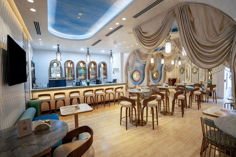 Food & Drinks 4, Velero Doha, Lusail