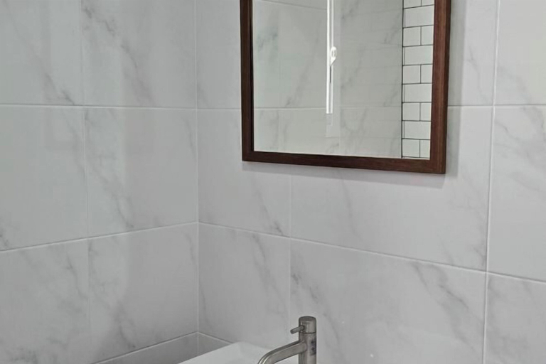 Bathroom 2, J.K. Mansion, Suan Luang