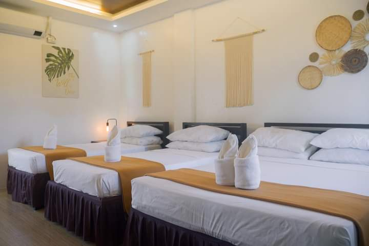 Bedroom 2, Noah's Ark Hotel, Dauis