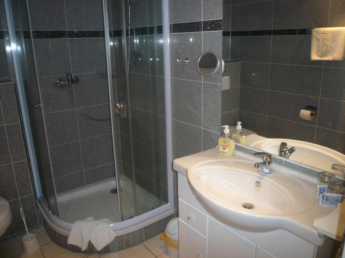 Bathroom 3, Boardinghaus zu Coburg, Coburg