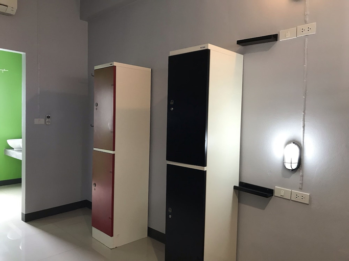 Others 5, S1 Hostel, Sathorn