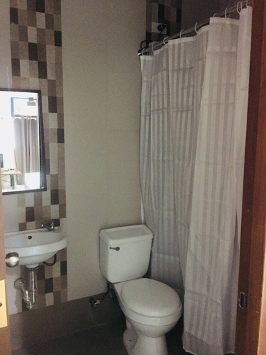 Bathroom, Hacienda Galea Resort and Events Place, Baliuag