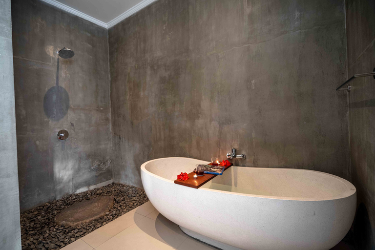 Bathroom 5, The Suarsena Escape, Gianyar
