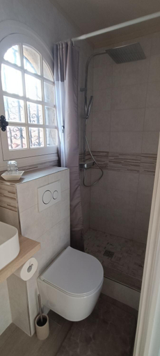 Bathroom 3, Le reve bleu, Alpes-Maritimes