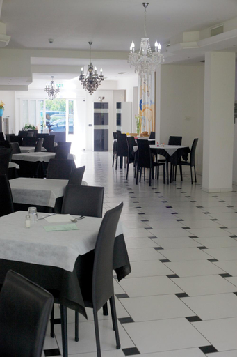 Others 5, Hotel Leonardo, Forli' - Cesena
