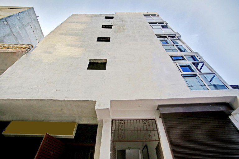 Others 2, Hotel Umen, Gautam Buddha Nagar