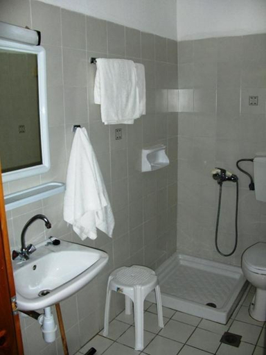 Bathroom, Achillion, East Macedonia and Thrace