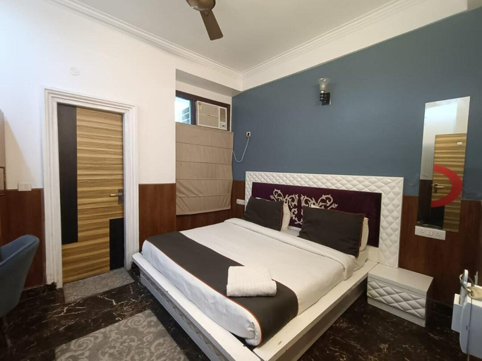 Others 4, Sangvi Palace Hotel, Gautam Buddha Nagar