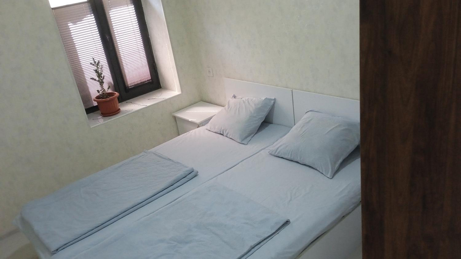 Others 3, Begzod's room, Samarkand