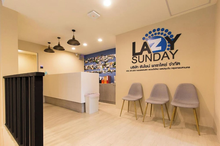 Public Area, Lazy Sunday Hostel, Pathum Wan