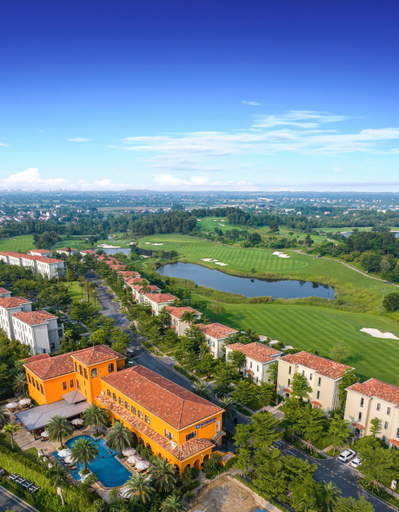 Exterior & Views 2, Wyndham Sky Lake Resort & Villas, Chương Mỹ