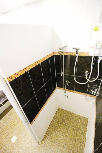 Bathroom 4, AC Sport Village, Bang Kapi