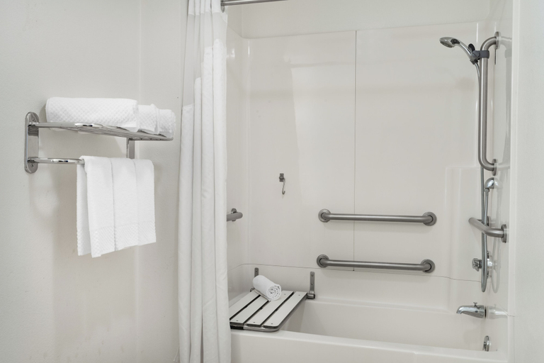 Bathroom 3, The Orchard Hotel Ukiah Mendocino County, Mendocino