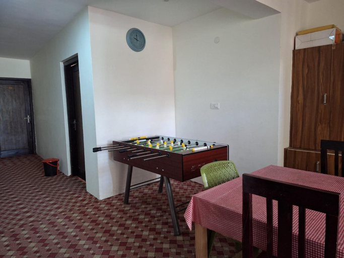 Others 2, Basera Inn Ladakh by LexStays, Leh