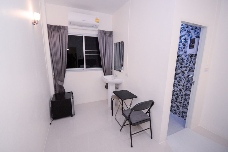 Others 4, U-need Guesthouse, Phra Nakhon