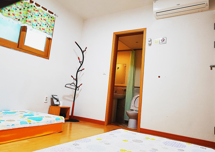 Others 3, Tongyeong One Guesthouse, Tongyeong