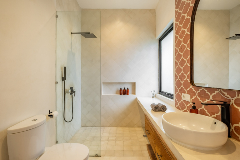 Bathroom 3, Villa Akhila Canggu, Badung