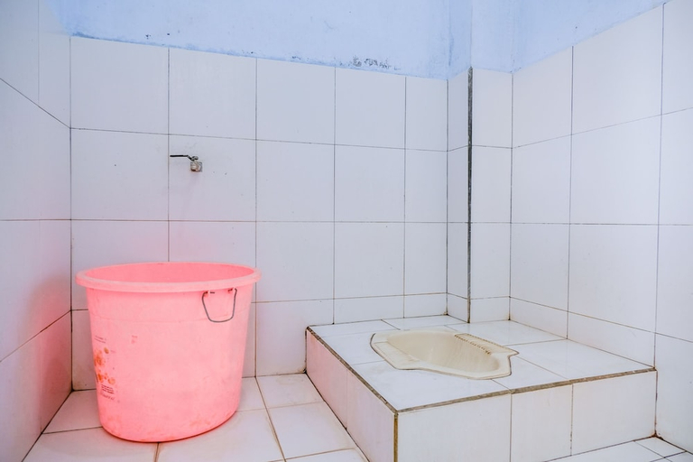 Bathroom, Hotel O sembagus Family, Situbondo