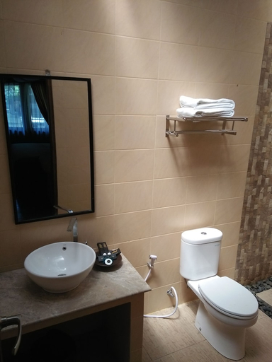 bathroom 5