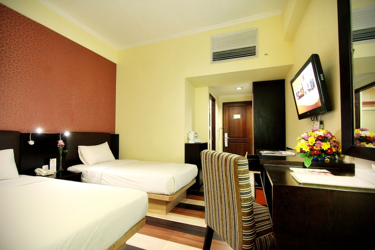 bedroom 9