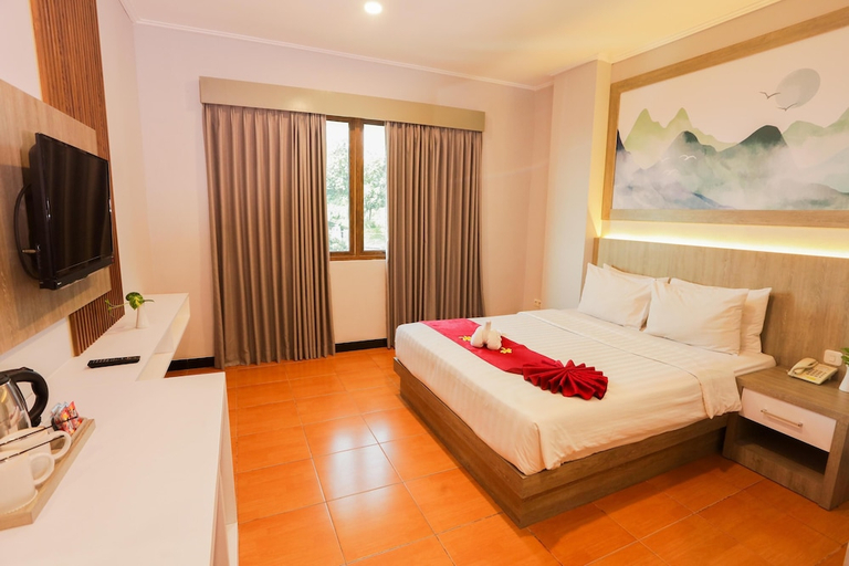 bedroom 6