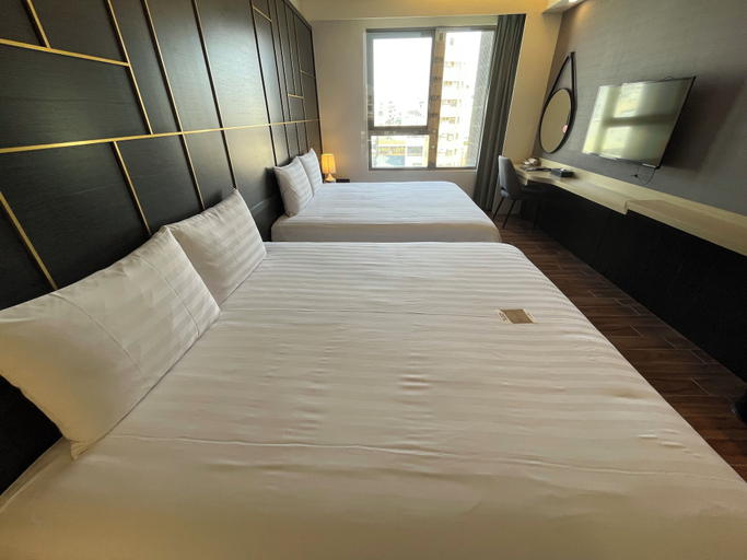 Bedroom 3, Hotel A . Tainan, Tainan