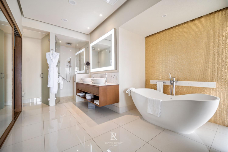 Bathroom 3, Two Bedroom Suite Ocean-Front - Villa La Valencia, La Paz