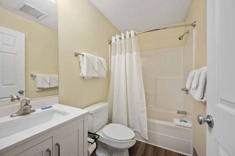 Bathroom 4, Affordable Suites Fredericksburg, Stafford