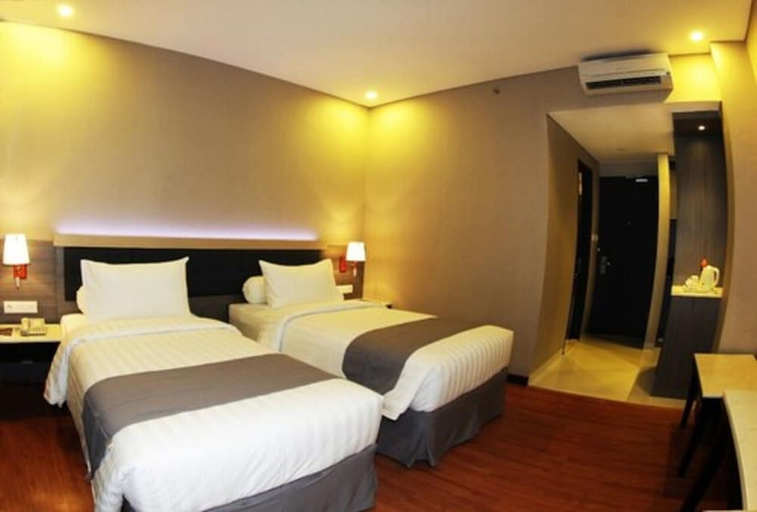 Guestroom 5, Pyramid Suites, Banjarmasin