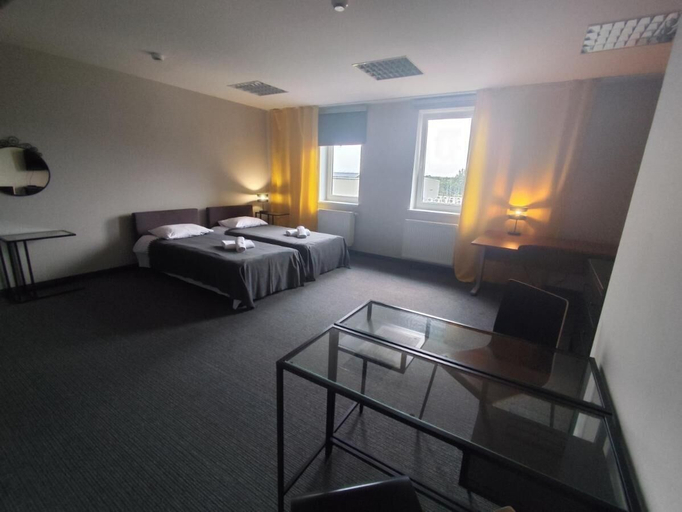 Others 5, Hotel Świt, Kraków City