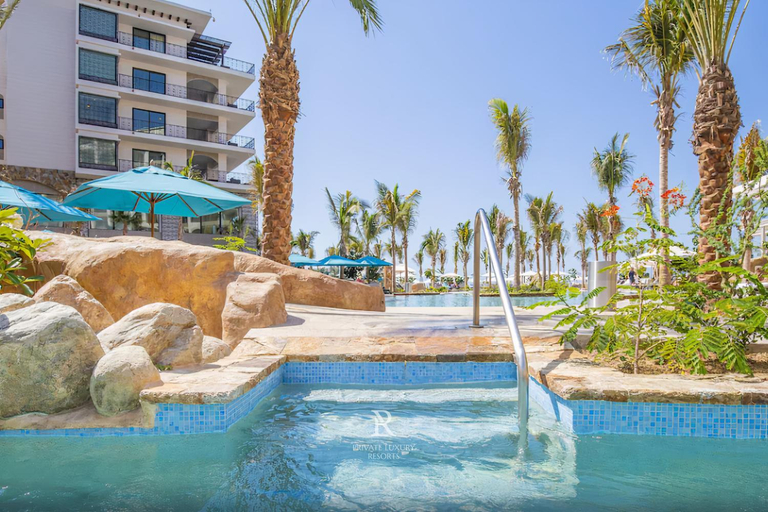 Sport & Beauty 2, Two Bedroom Suite Ocean-Front - Villa La Valencia, La Paz
