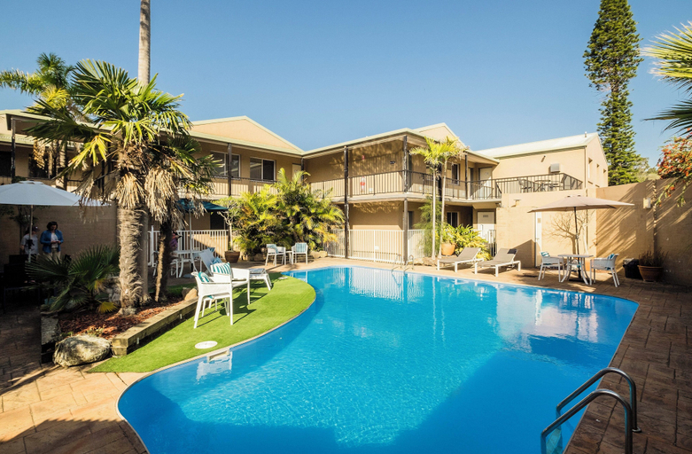 Sport & Beauty 3, Mollymook Shored Hotel, Shoalhaven - Pt B