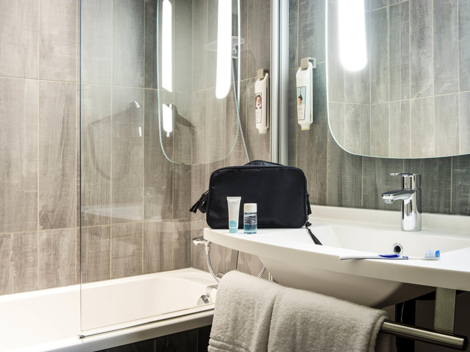 Bathroom 4, ibis Calama, El Loa