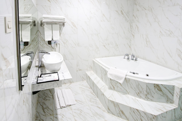 Bathroom 2, Forbis Hotel, Cilegon