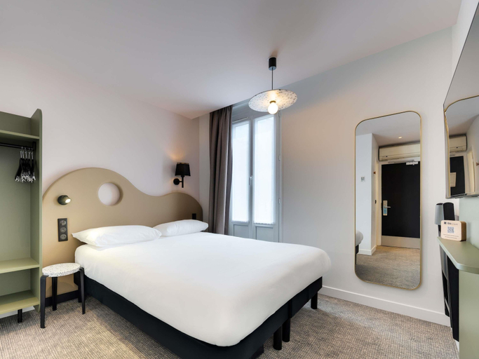 Bedroom 3, ibis Styles Paris Cadet Lafayette, Paris