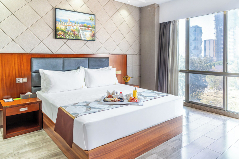 Bedroom 3, Swiss Lenana Mount Hotel, Dagoretti North