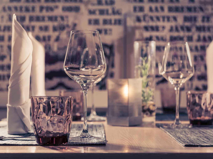 Food & Drinks