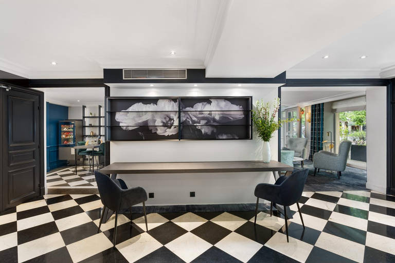 Public Area 3, Hôtel Le Royal, Paris