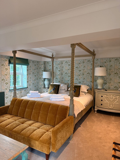 Bedroom 3, Moorhill House Hotel, Hampshire