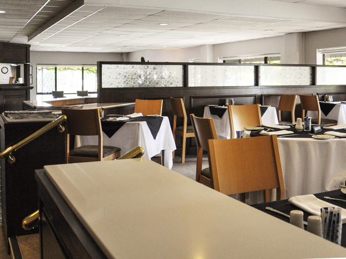 Food & Drinks 5, ibis Styles Adelaide Manor, Adelaide