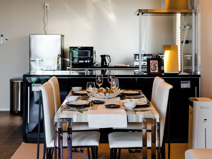 Food & Drinks 5, Condominium NOOSA, Nago