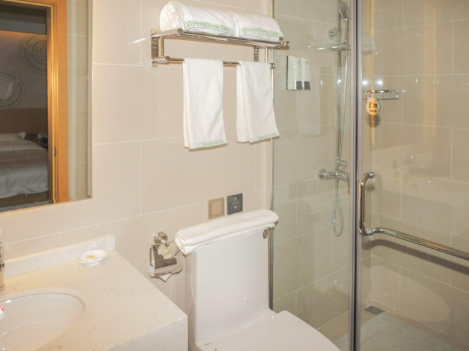 Bathroom, GreenTree Inn (Tianjin Zhanqian Square Zhixuan), Tianjin