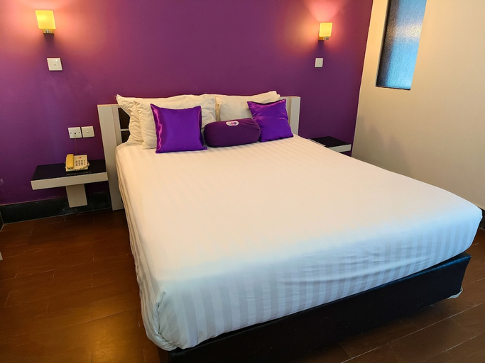 bedroom 27