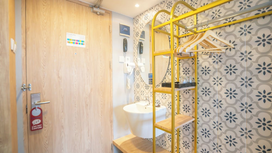 bathroom 22