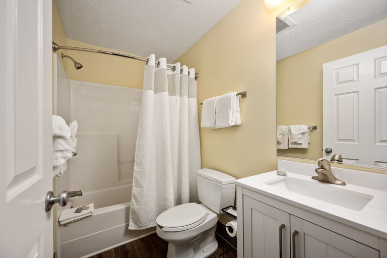 Bathroom 4, Affordable Suites Fredericksburg, Stafford