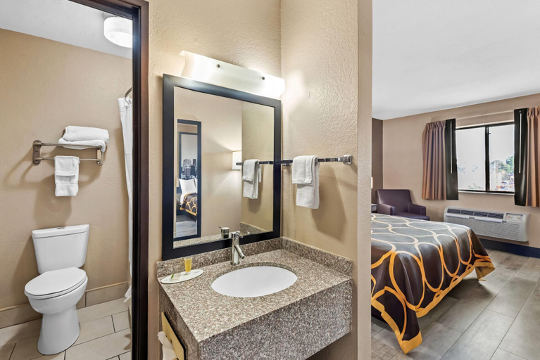 Bathroom 4, Super 8 by Wyndham Terre Haute, Vigo