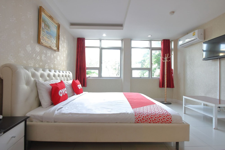 Bedroom 5, Diamond Residence Silom, Bang Rak